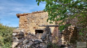 Foto de Gran finca de 94 hectáreas en Peñarroya de Tastavins. con agua