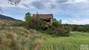 Finca con casa de piedra en Fuentespalda. en oferta con tranquilidad