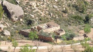 Detalle de Propiedad en Alcañiz con gran construcción antigua.