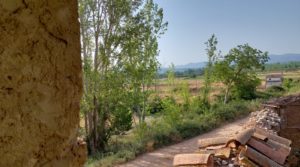 Gran propiedad en Mas de Las Matas, Maestrazgo de Teruel. a buen precio con agua abundante por 96.000€