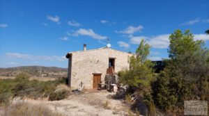 Se vende Finca con olivos centenarios y casa de piedra en Nonaspe. con olivos centenarios por 78.000€