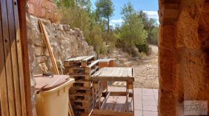 Se vende Finca con olivos centenarios y casa de piedra en Nonaspe. con agua por 78.000€
