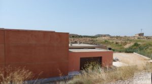 Foto de Finca de 7000 m2. en Alcañiz con taller de escultura. en venta