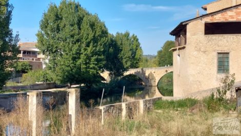 Terreno urbano en Valderrobres junto al río Matarraña.