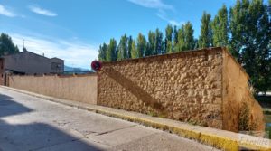 Terreno urbano en Valderrobres junto al río Matarraña. a buen precio