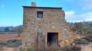 Foto de Finca de almendros jóvenes en plena producción cerca de Caspe. con almacén por 90.000€