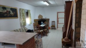 Casa de campo en Caspe. para vender con chimenea