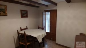Casa en el centro histórico de Valderrobres. para vender con casa