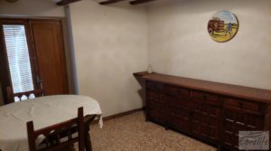 Foto de Casa en el centro histórico de Valderrobres. en venta con casa por 75.000€