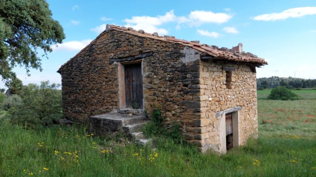 Magnífica finca en Valderrobres, capital del Matarraña, de 7’8 hectáreas. Magnífica finca en Valderrobres, capital del Matarraña, de 7’8 hectáreas.