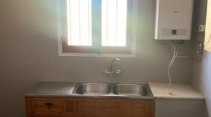 Foto de Gran propiedad en Torre del Compte, muy cerca del río Matarraña. en venta por 450.000€