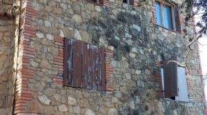Vendemos Gran propiedad en Torre del Compte, muy cerca del río Matarraña.